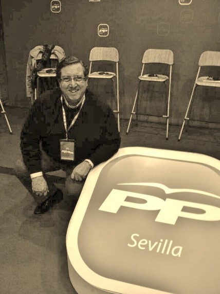 Domingo Salado Jiménez en una imagen realizada por el PP de Espartinas en otoño de 2013.