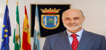 El pleno de Sanlúcar rechaza dedicar una calle al alcalde Juan Escámez fallecido en 2010